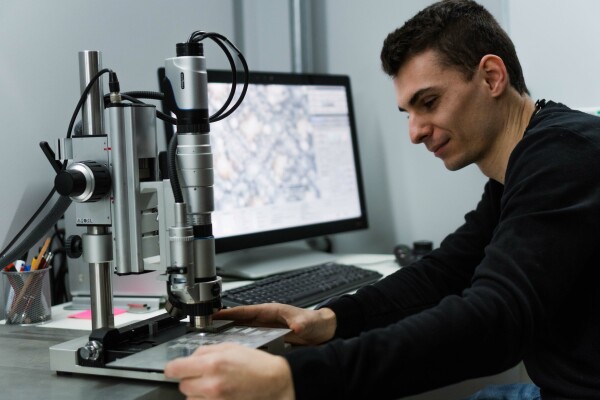 3D Digital Microscope (Full HD Hirox 2000) 3D Digital Microscope (Full HD Hirox 2000)